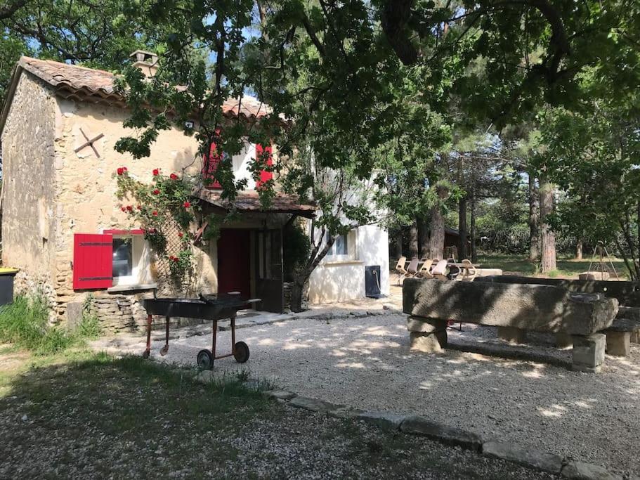 Le Cabanon De Vally Caromb Eksteriør billede